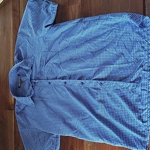 Short sleeve button down